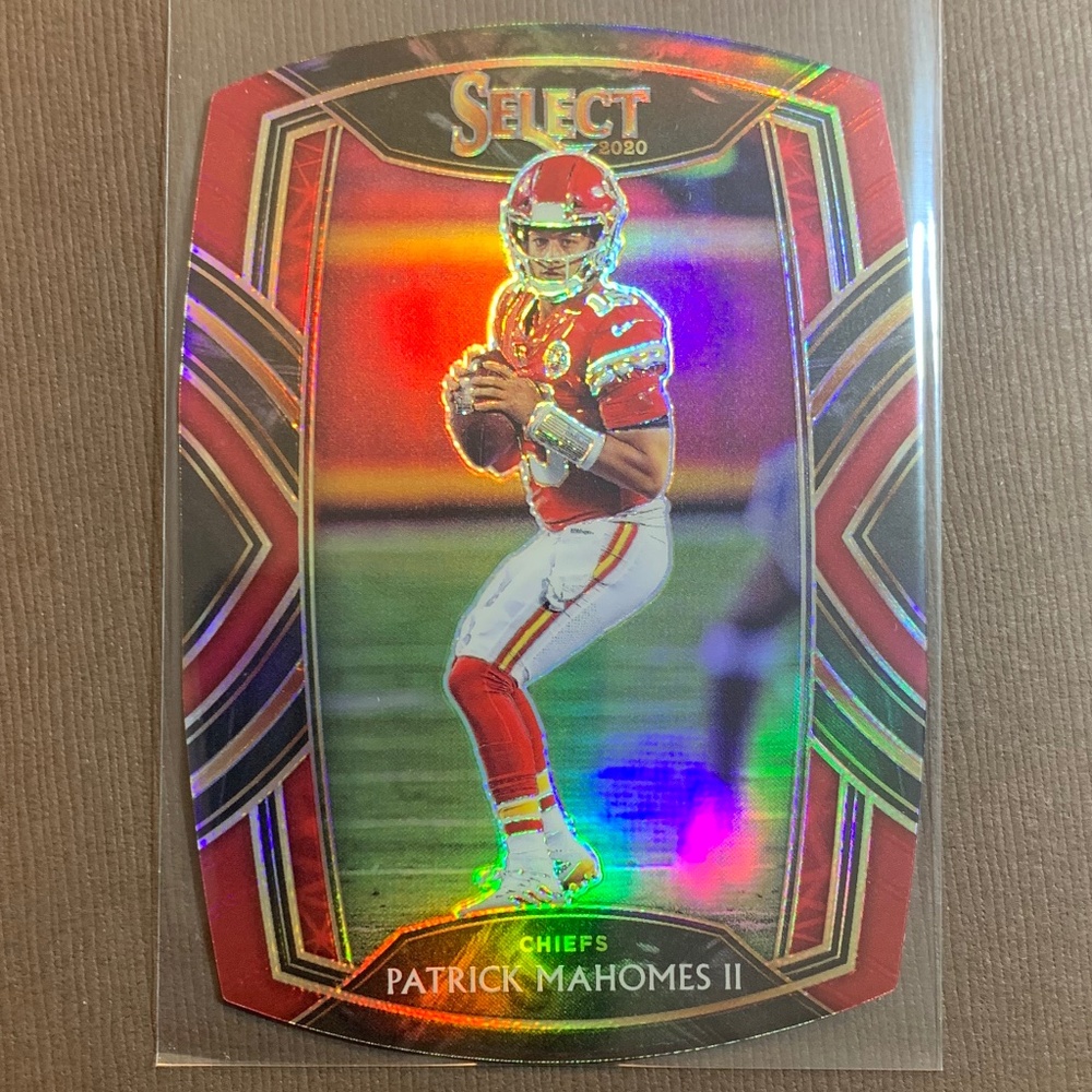 🔥PATRICK MAHOMES REFRACTOR RED DIE CUT ~ 2020 PANINI SELECT FOOTBALL… - Picture 3 of 5